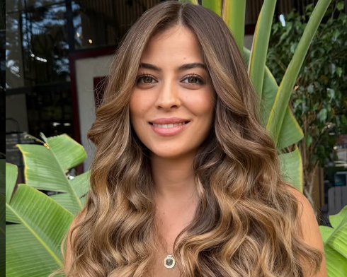 Müşteri ile saç danışmanlığı